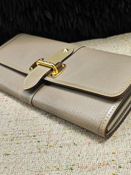 Louis Vuitton Handbags - Louis Vuitton Wallet Leather Card Holder Bifold Purse Clutch Made in Italy Auth